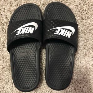 Nike slides